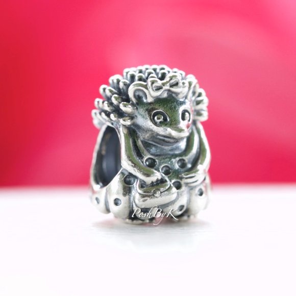 PANDORA Miss Hedgehog Silver Charm 791179 Retired - Picture 3 of 5